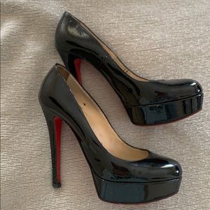 Bianca Louboutin size 38 patent black